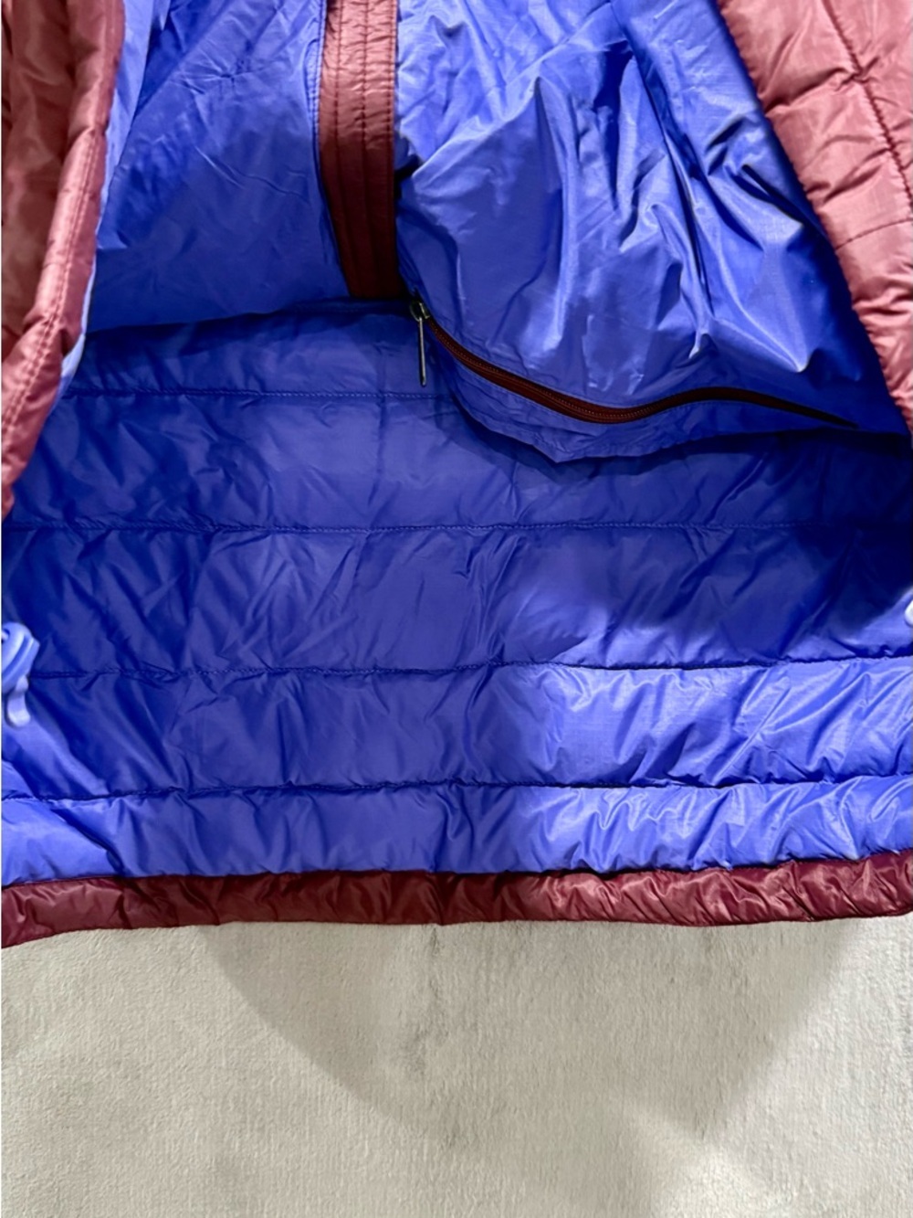 Cotopaxi Fuego Down Packable Womens Vest Size 3X Wine Stripes Color Way Outdoor - Picture 5 of 9
